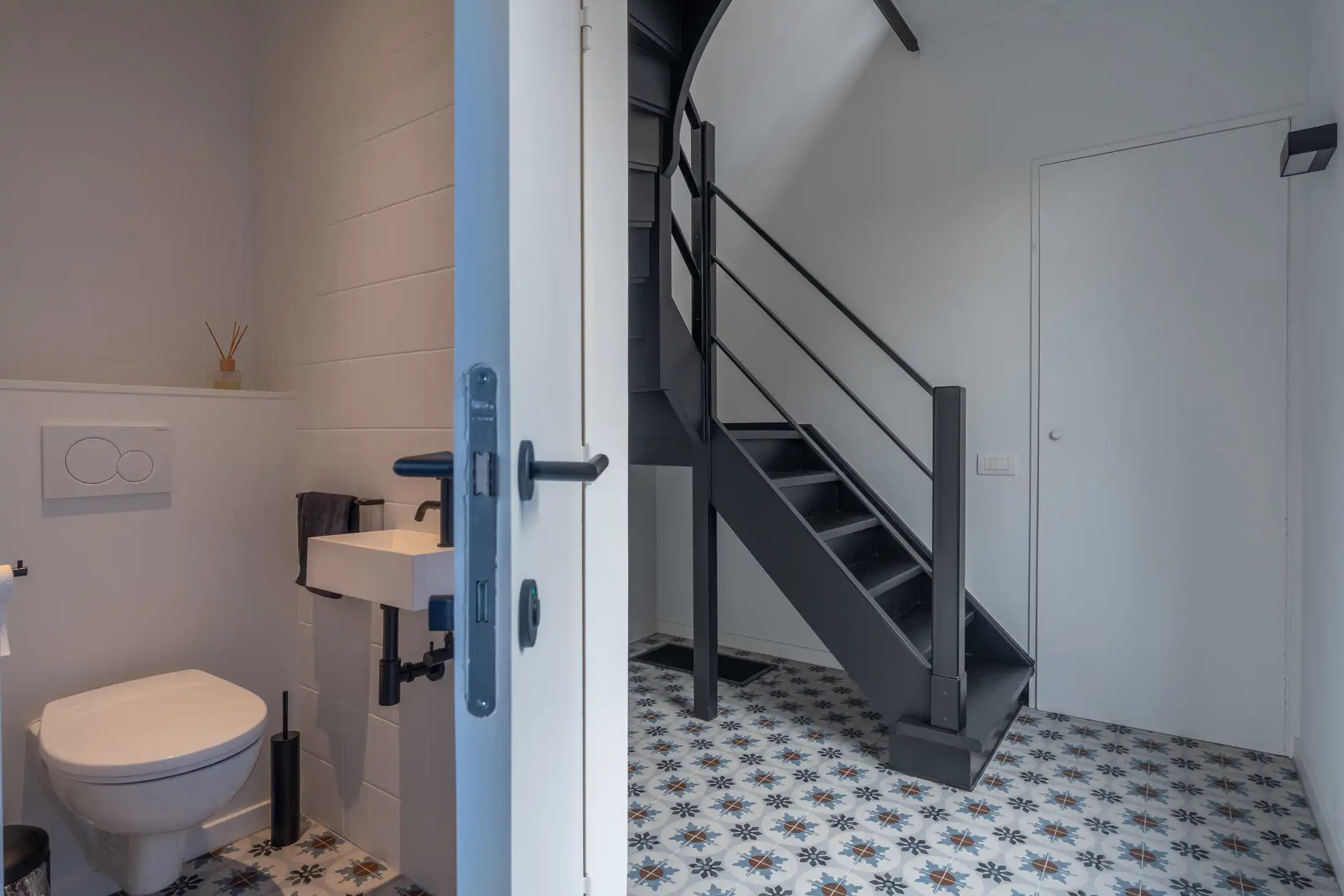 Op te frissen woning met 3-4 slpk op toplocatie te Arendonk foto 16