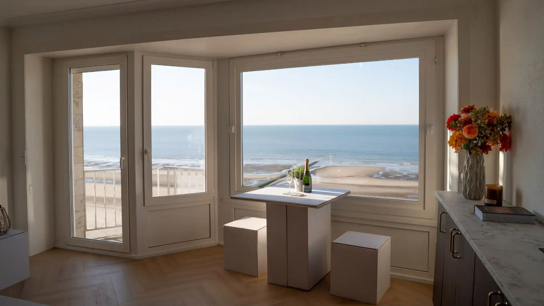 Prachtig gerenoveerd appartement op de zeedijk foto 8