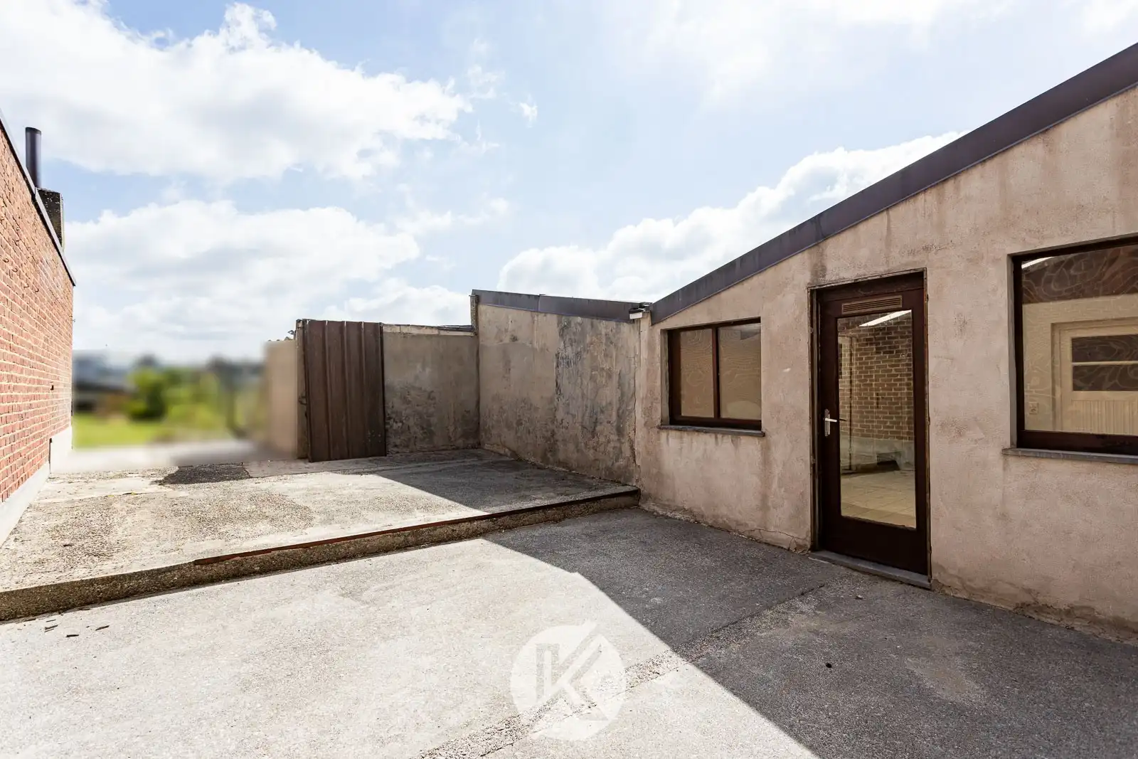 Te renoveren woning met groot volume foto 18