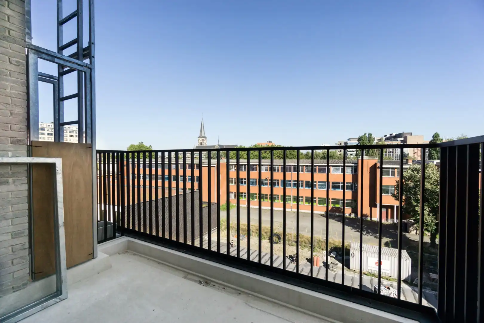Energie-zuinige nieuwbouw met terras en parking! foto 6