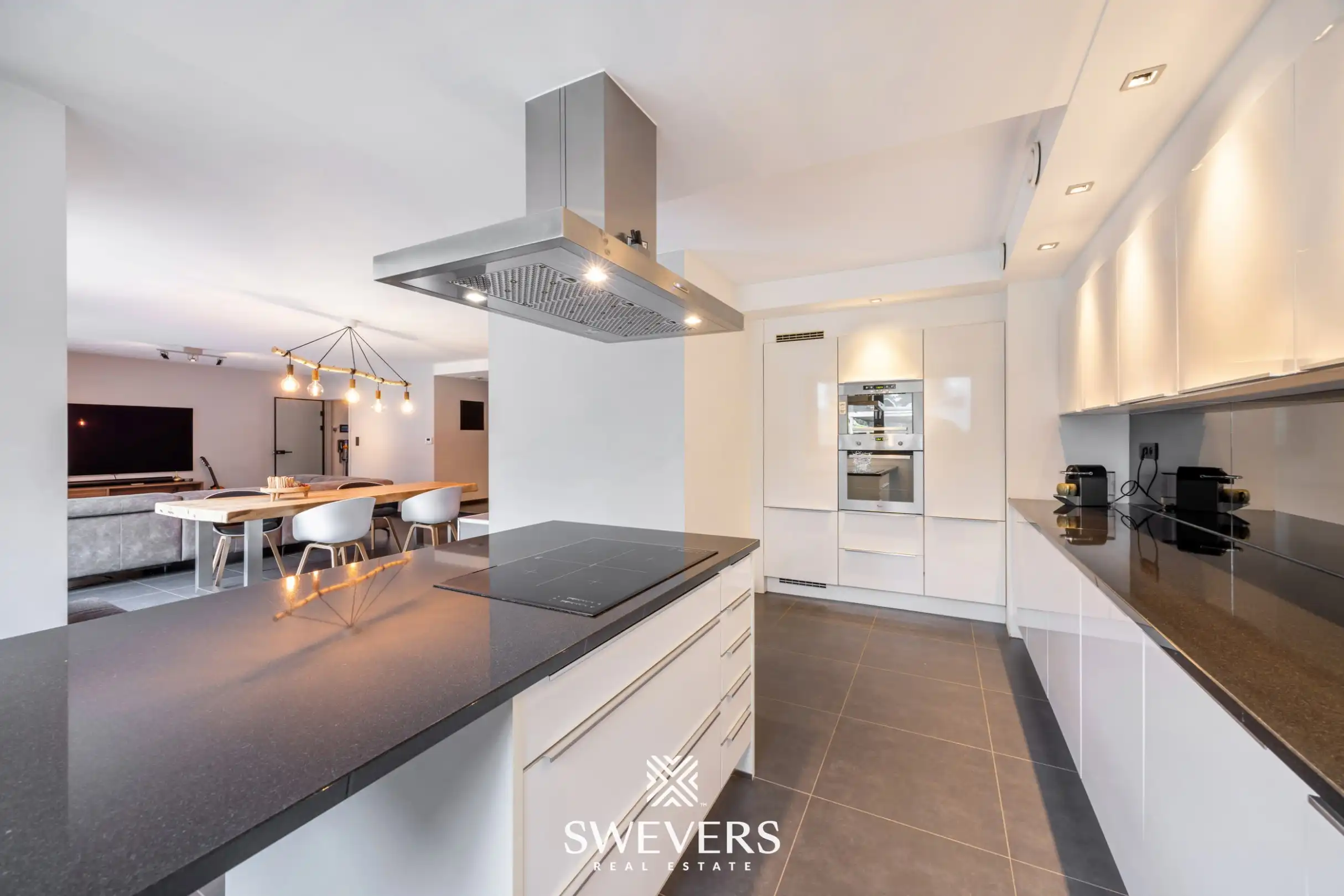 Instapklare woning (EPC-Label A) met commerciële ruimte op 13a 91ca foto 5