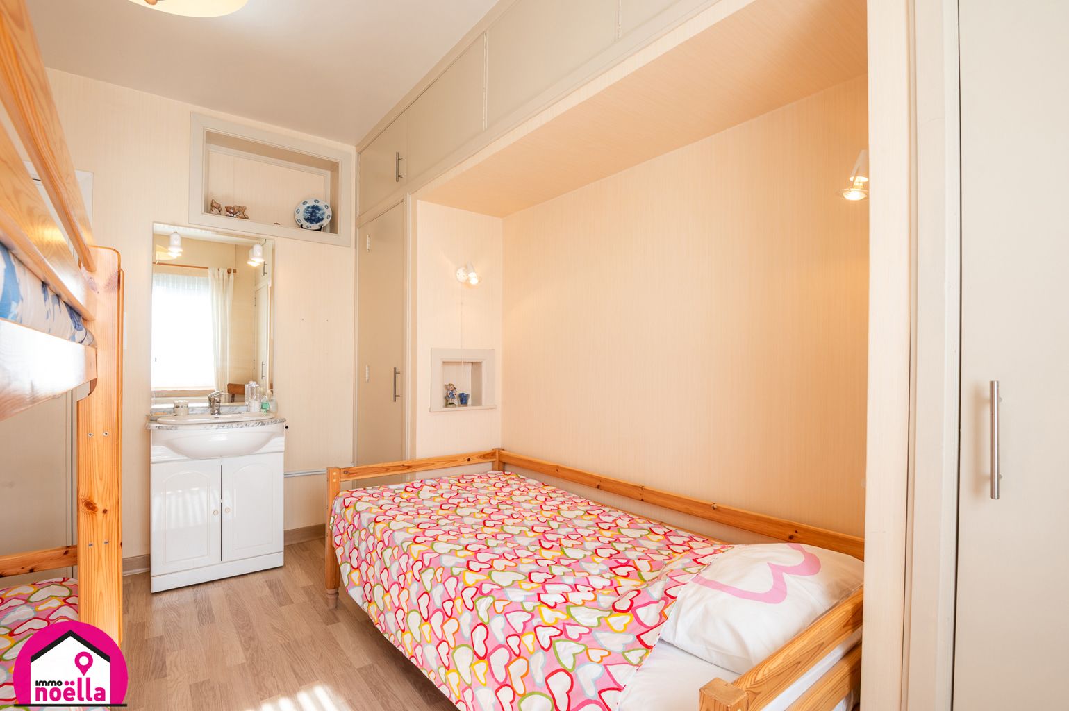 TE KOOP RUIM APPARTEMENT MET 2 SLAAPKAMERS TE WESTENDE foto 22
