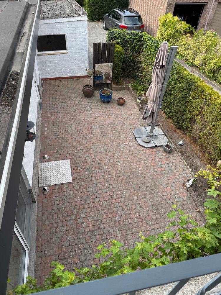 Goed verzorgde halfopen woning met 3 slaapkamers foto 15
