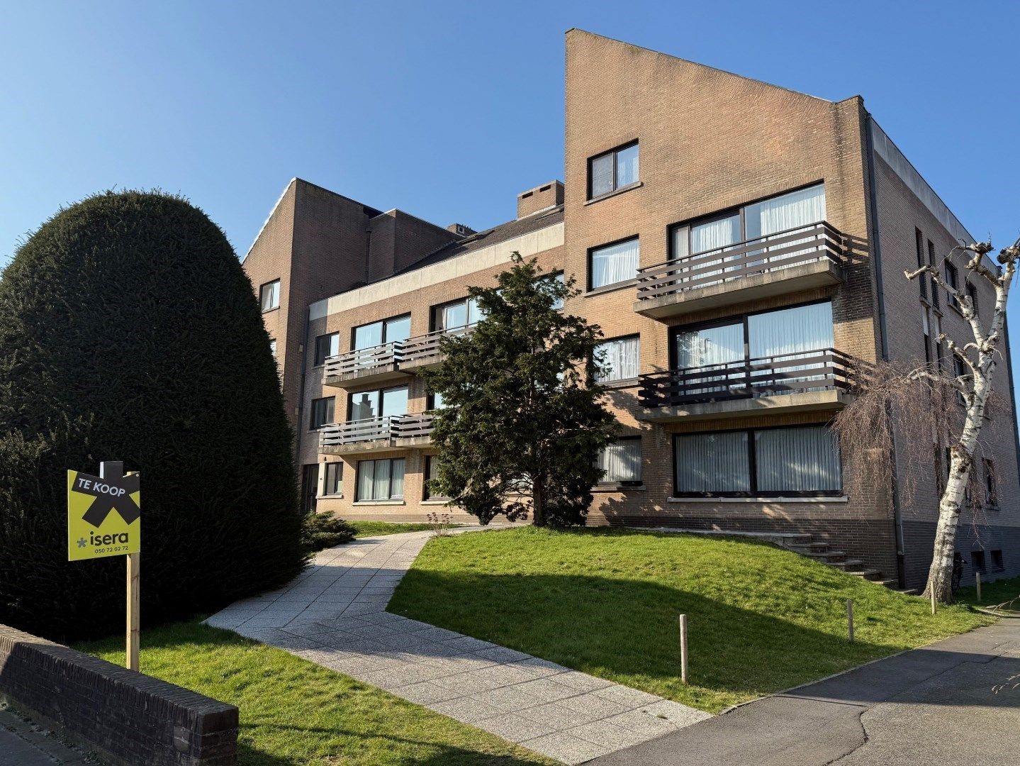 Ruim appartement (131m²) op toplocatie in Sint-Andries foto {{pictureIndex}}