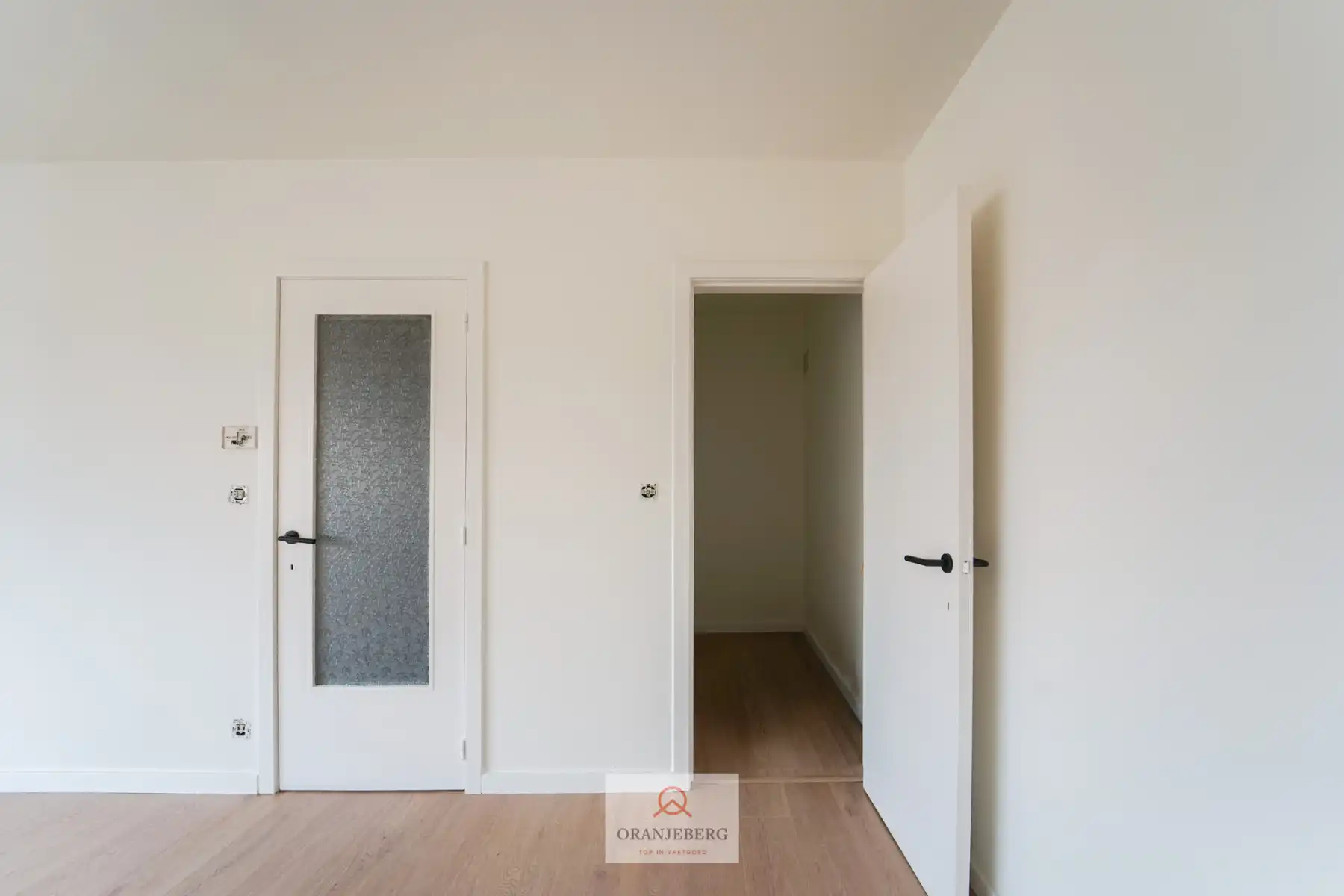 Lichtrijk, volledig vernieuwd appartement met 2 slaapkamers in hartje Gent foto 8