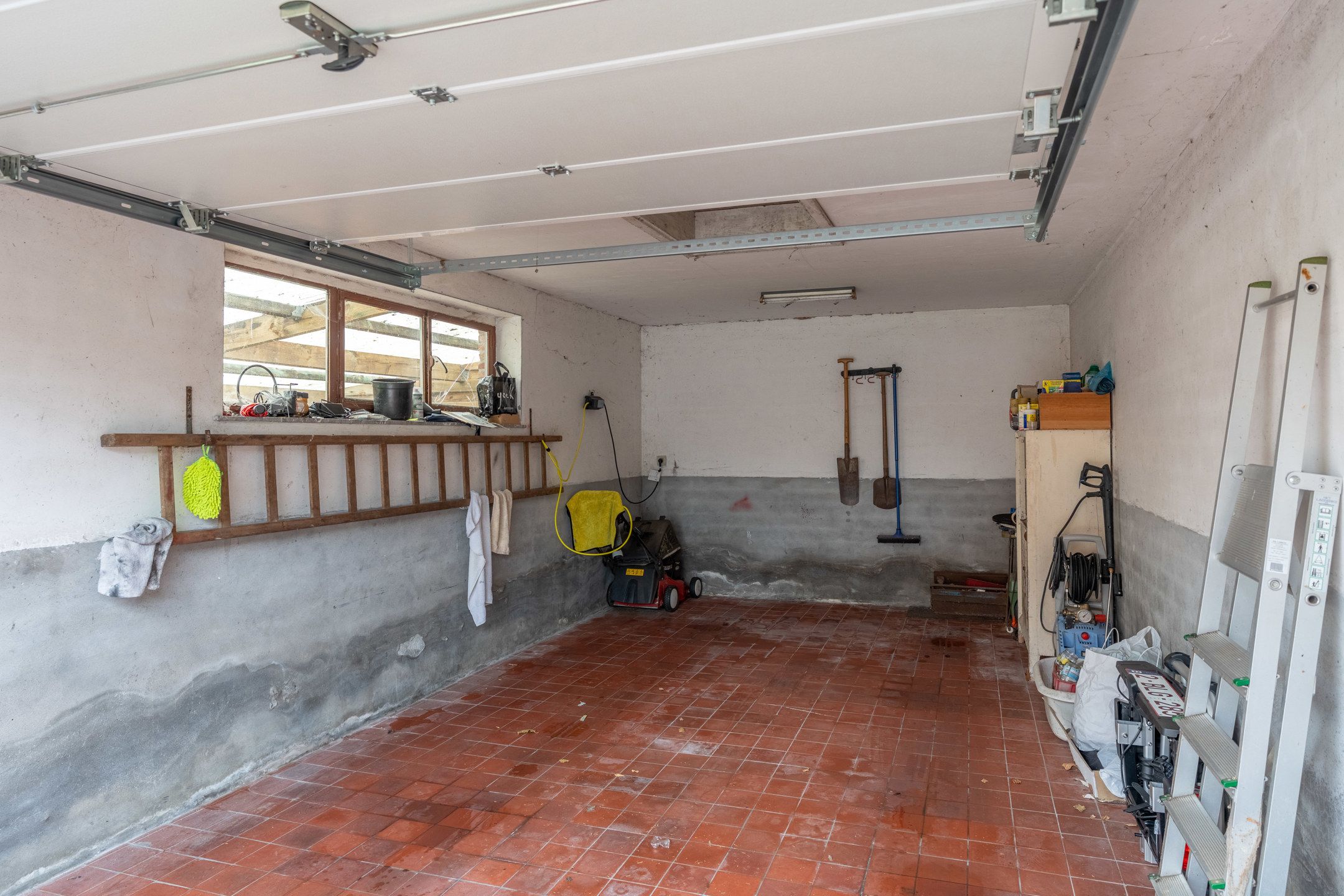 Ruime woning met o.a. 3 slpks (mogelijk meer) en garage. foto 28