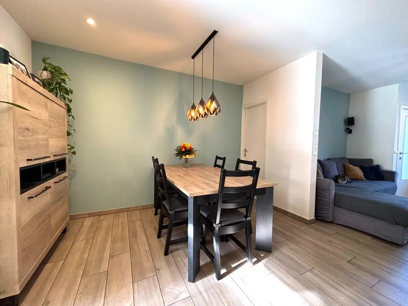 Leuke woning met twee slaapkamers, koer en EPC B te Mortsel foto 8