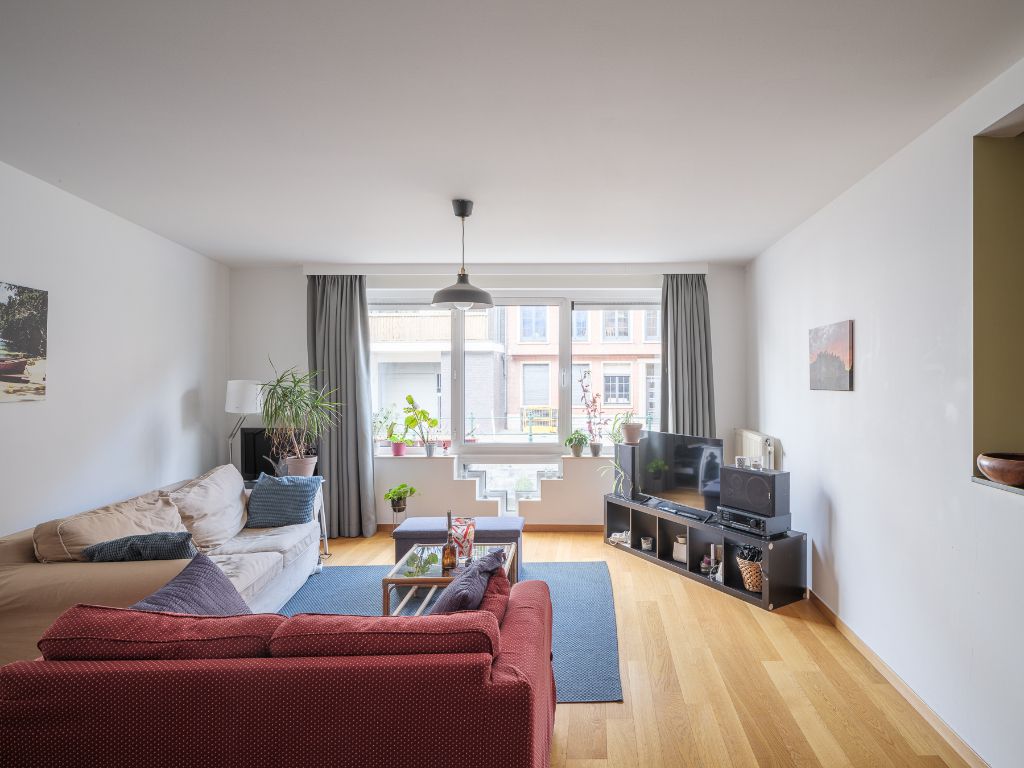 Appartement met 3 slaapkamers en prachtig zicht over de Lieve, op een toplocatie in het historisch centrum van Gent. foto 6