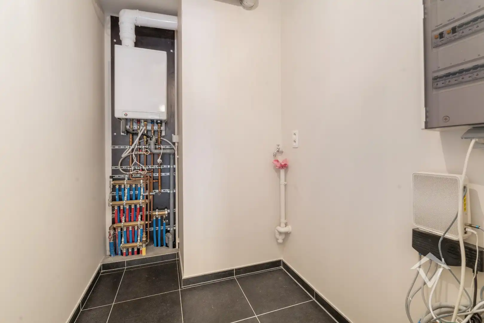 Instapklaar appartement met klassevolle afwerking te Kortemark (EPC-label A) foto 21