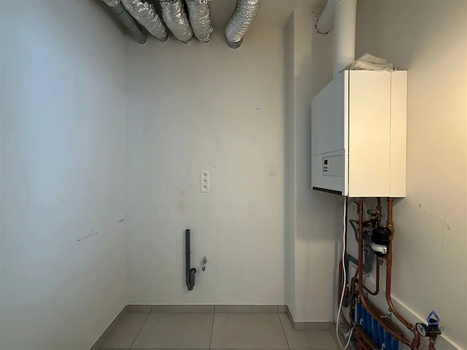 Mooi afgewerkt appartement met 2 slaapkamers foto 14