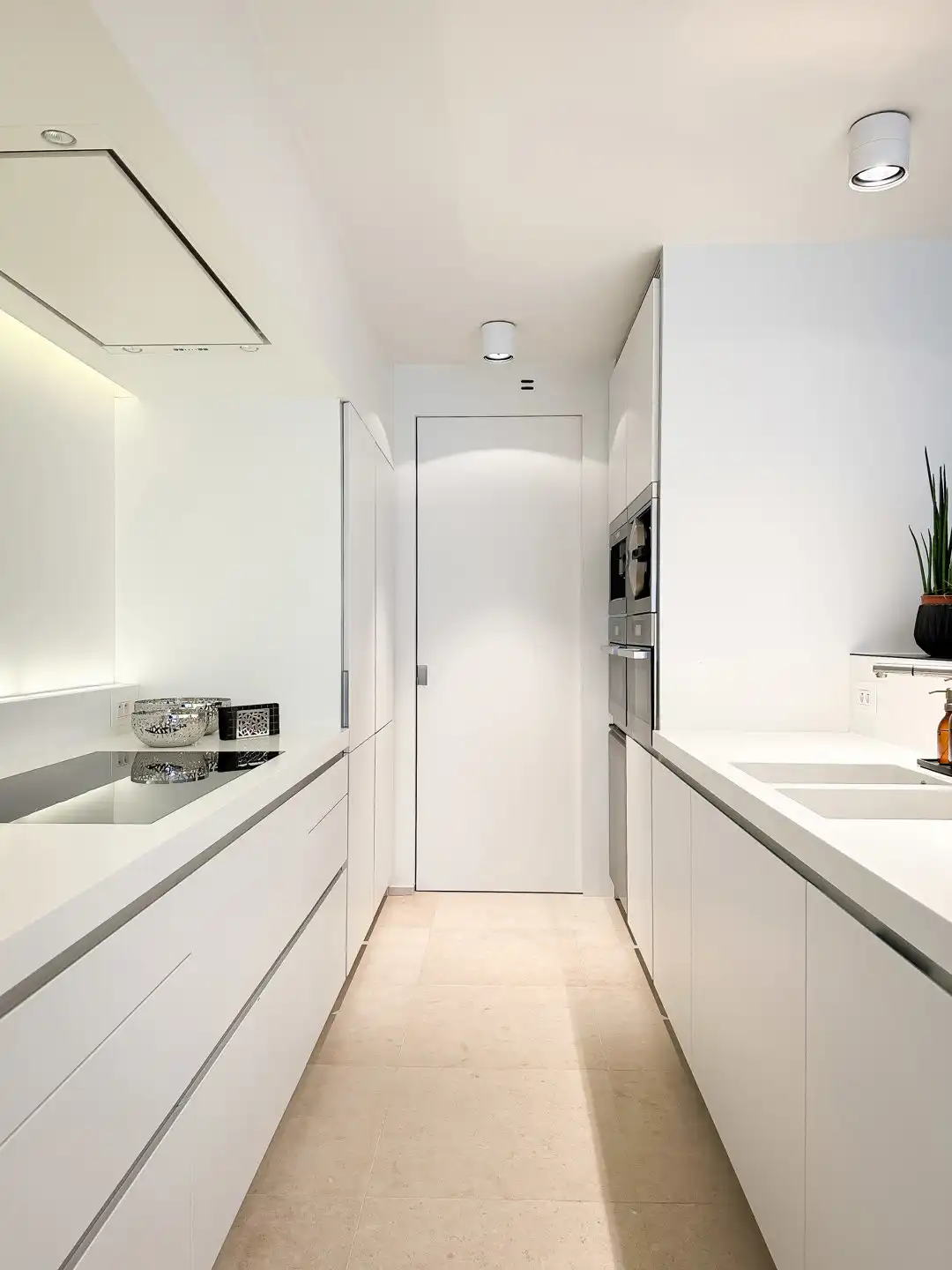 Uitzonderlijk appartement in de iconische residentie Carlton foto 20