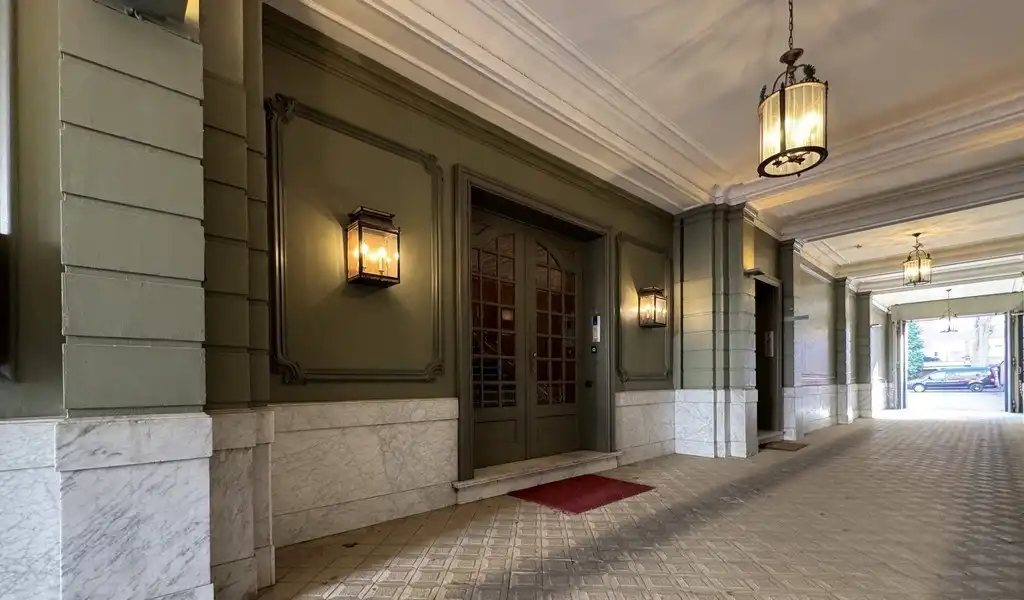 Kantoren te huur in monumentale herenwoning in Anwerpen foto 3