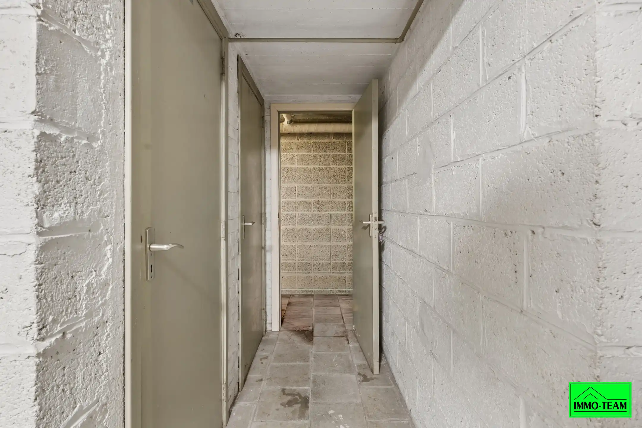 Gelijkvloerse studio foto 13