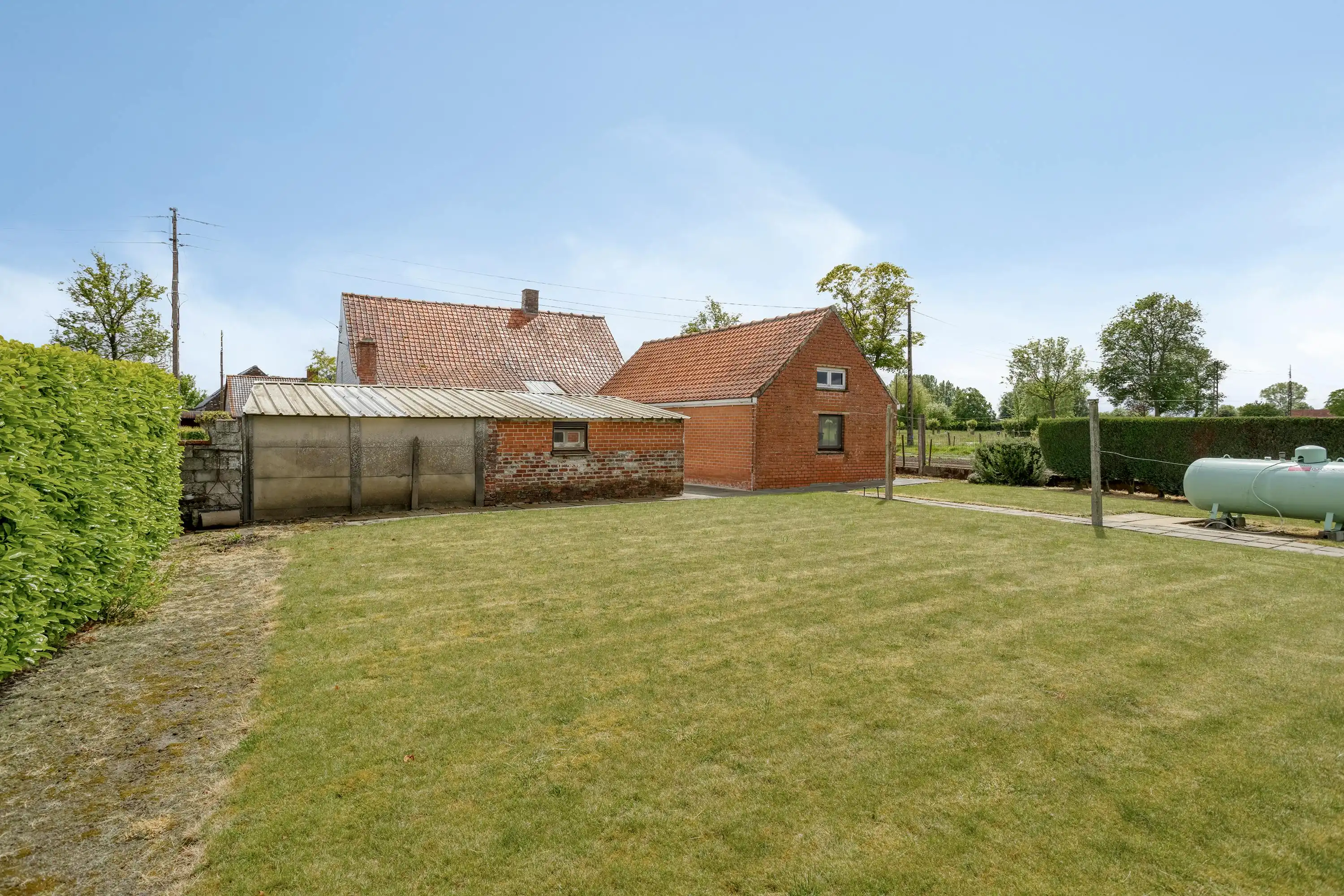 Alleenstaand huis te koop in de Abeelseweg in Poperinge foto 11