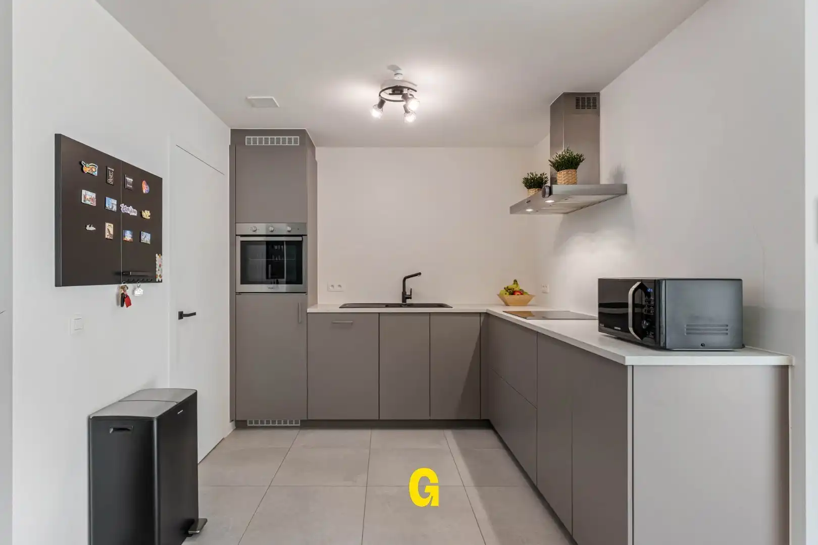 VERKOCHT - Gelijkvloersappartement met 1 slaapkamer, terras met tuintje, standplaats en berging in residentie Het Gruunhof - EPC label A foto 13