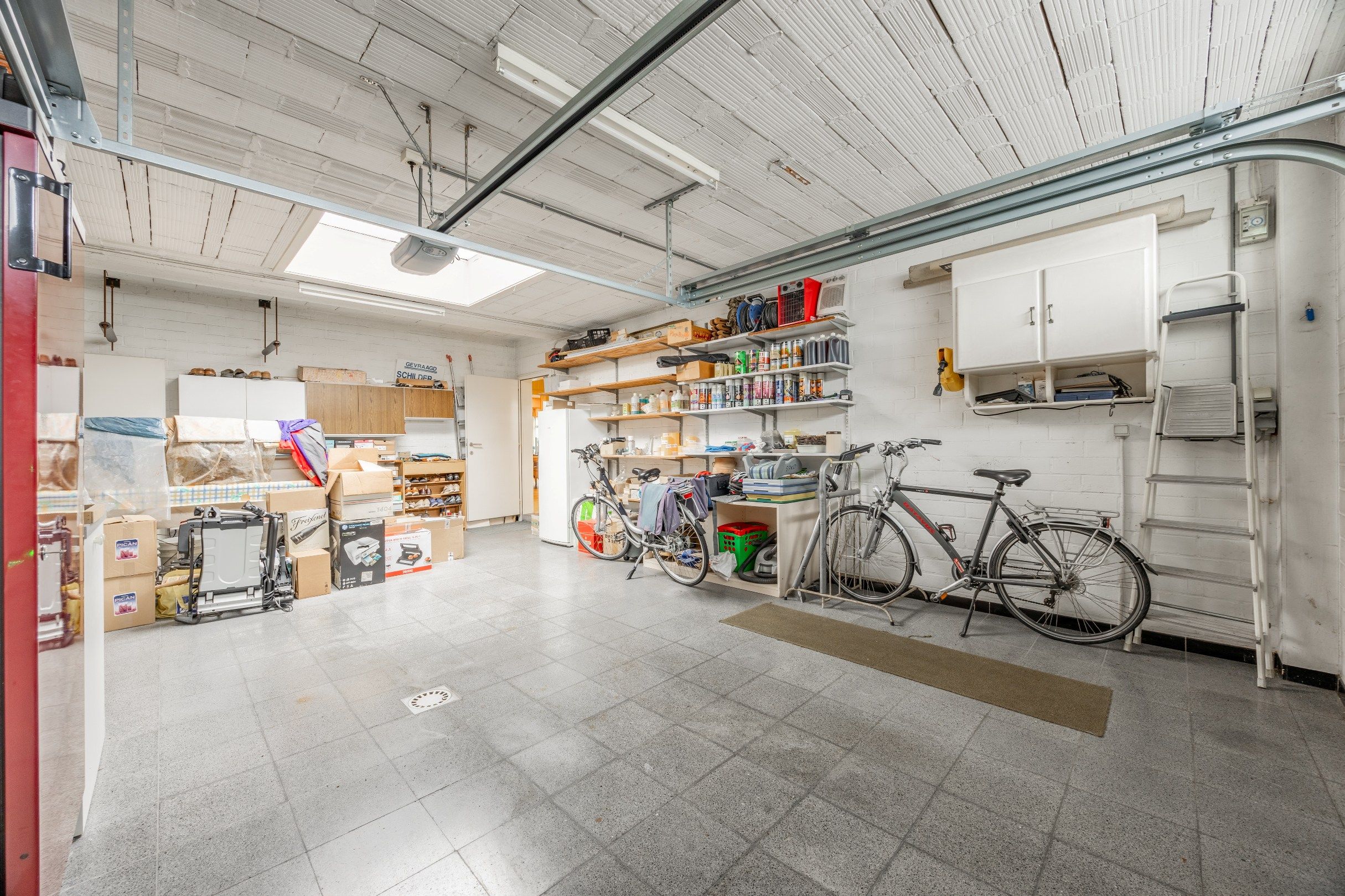 UNIEKE EIGENDOM MET ATELIER OP 960 M² foto 27