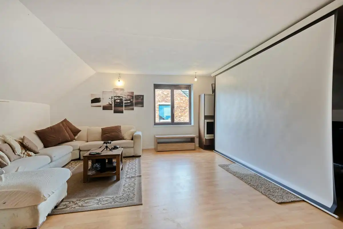 Instapklare villa te koop op een rustige ligging in Harelbeke! foto 16