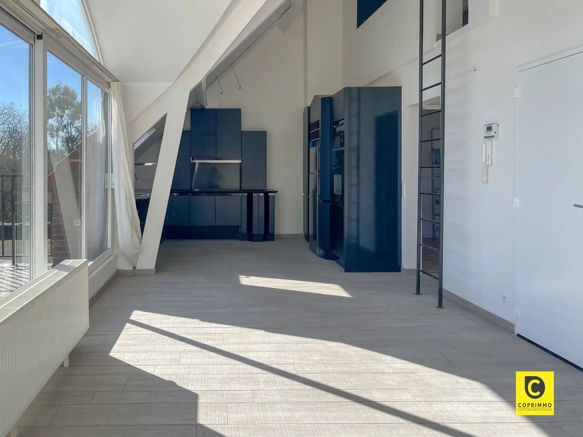 Dakappartement met groot terras foto 5