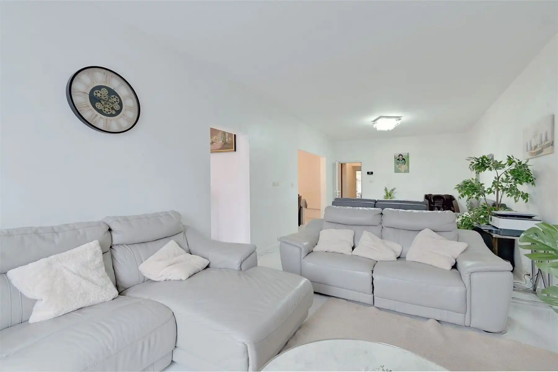4-slaapkamerwoning met tuin en 2 badkamers in Nijlen! foto 3