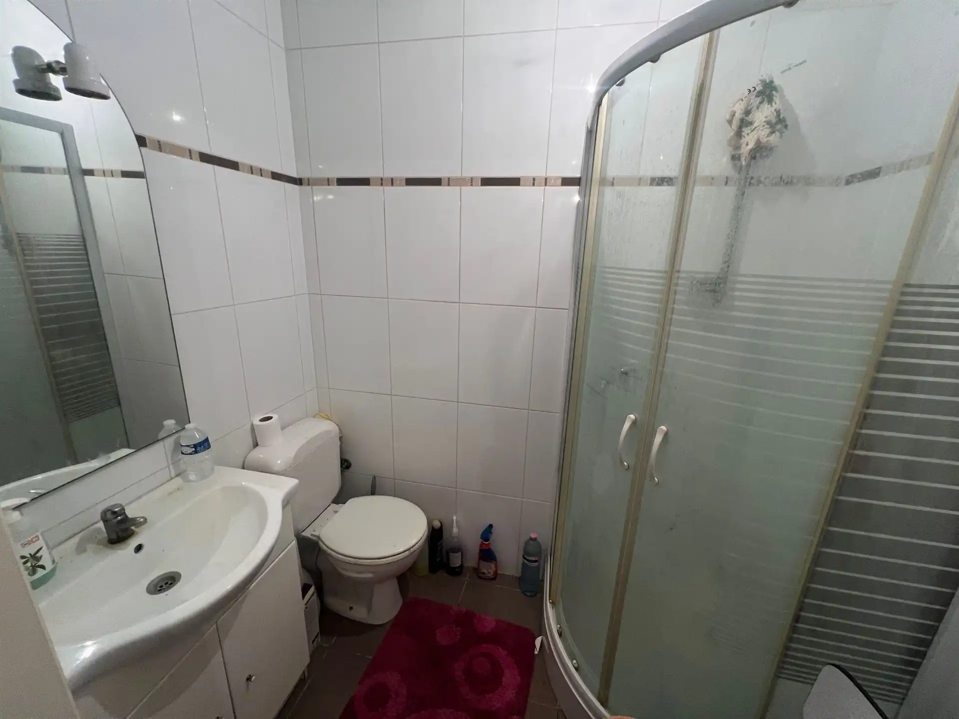 Opbrengsteigendom met commerciële gelijkvloers en 6 appartementen foto 10