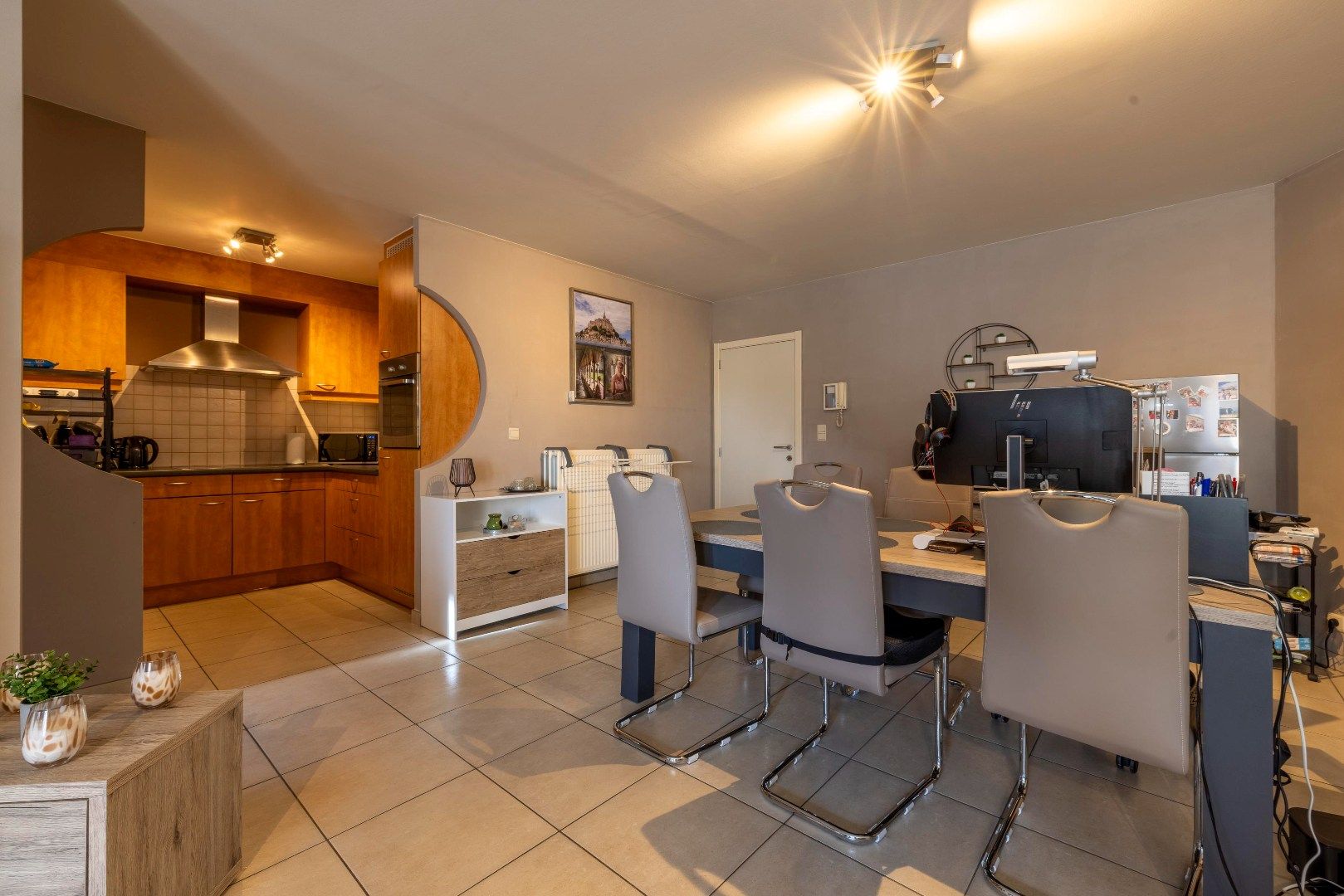 Instapklaar 2 slk app met balkon én inclusief garage foto 4