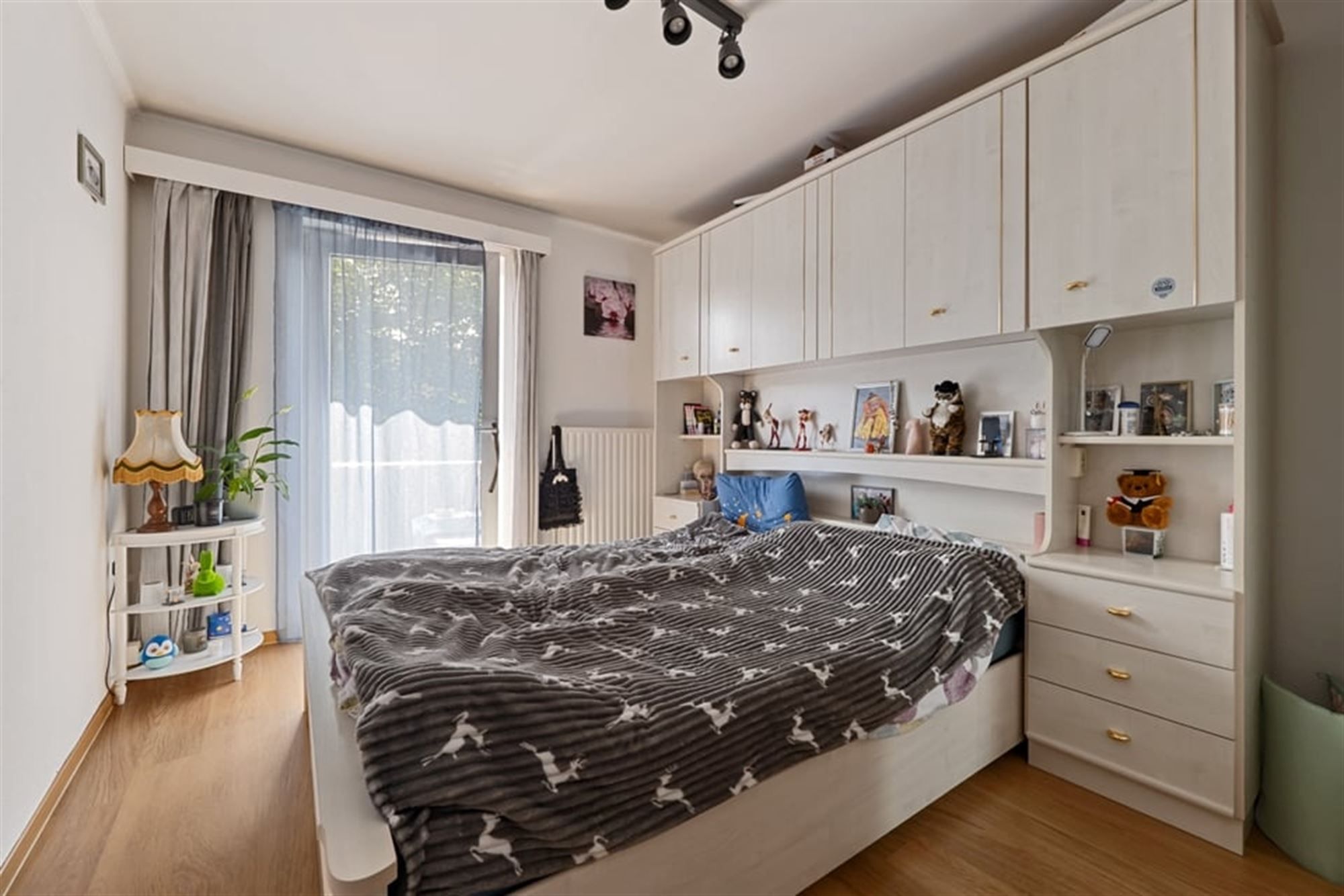 VERHUURD APPARTEMENT MET 2 SLKS IN HASSELT foto 14