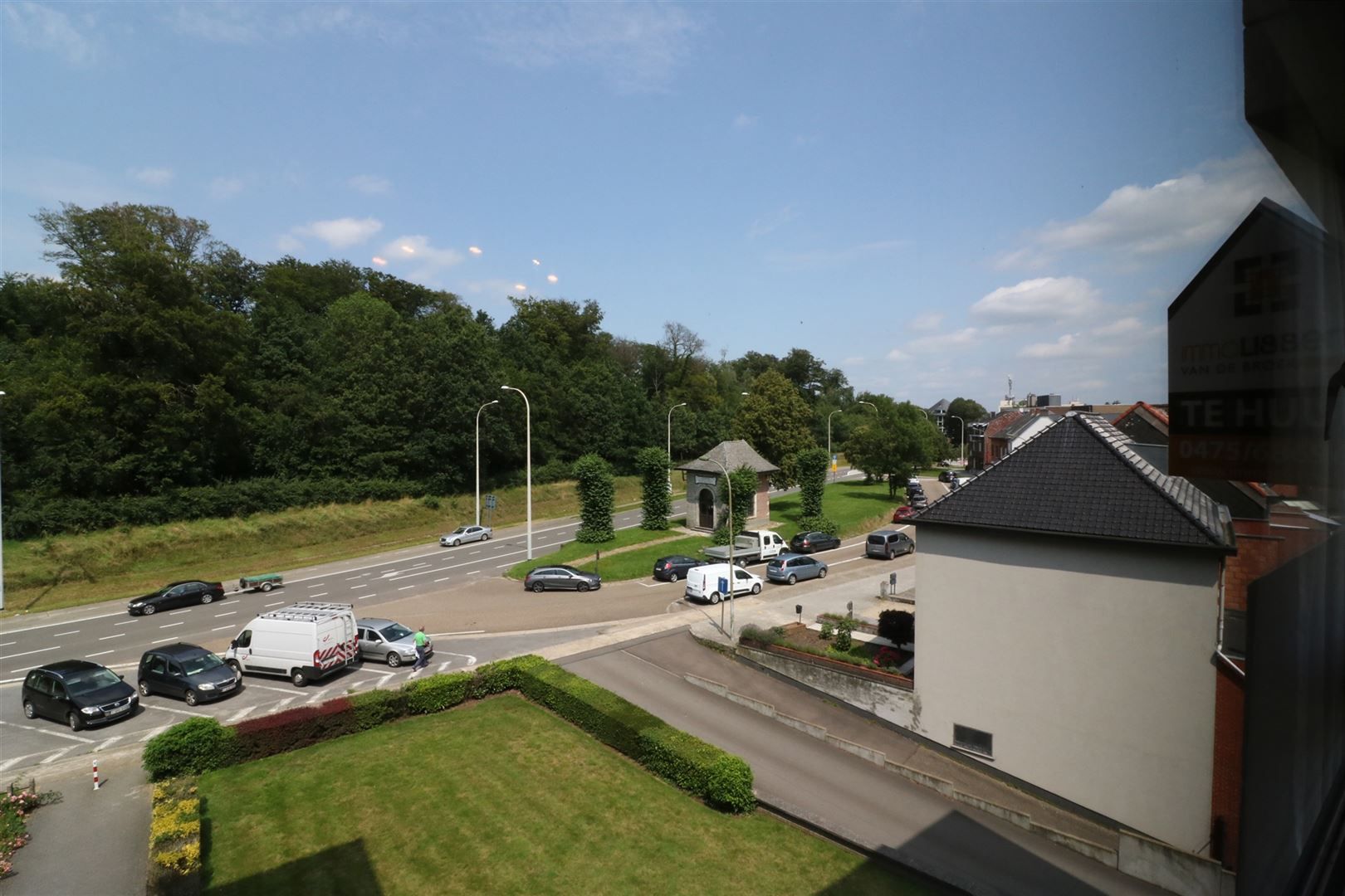 Gezellig appartement met 2 slpk., autostaanplaats,  wandelafstand van het centrum  foto 9