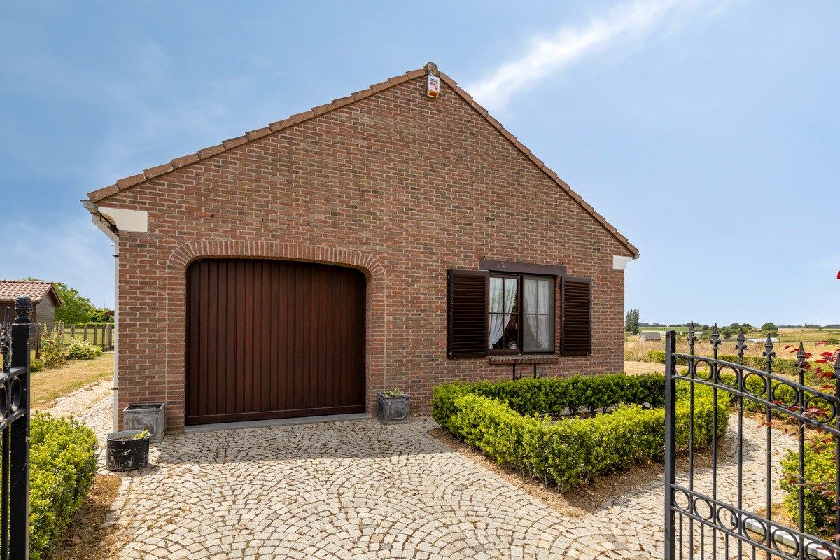 Goed gelegen bungalow foto 2