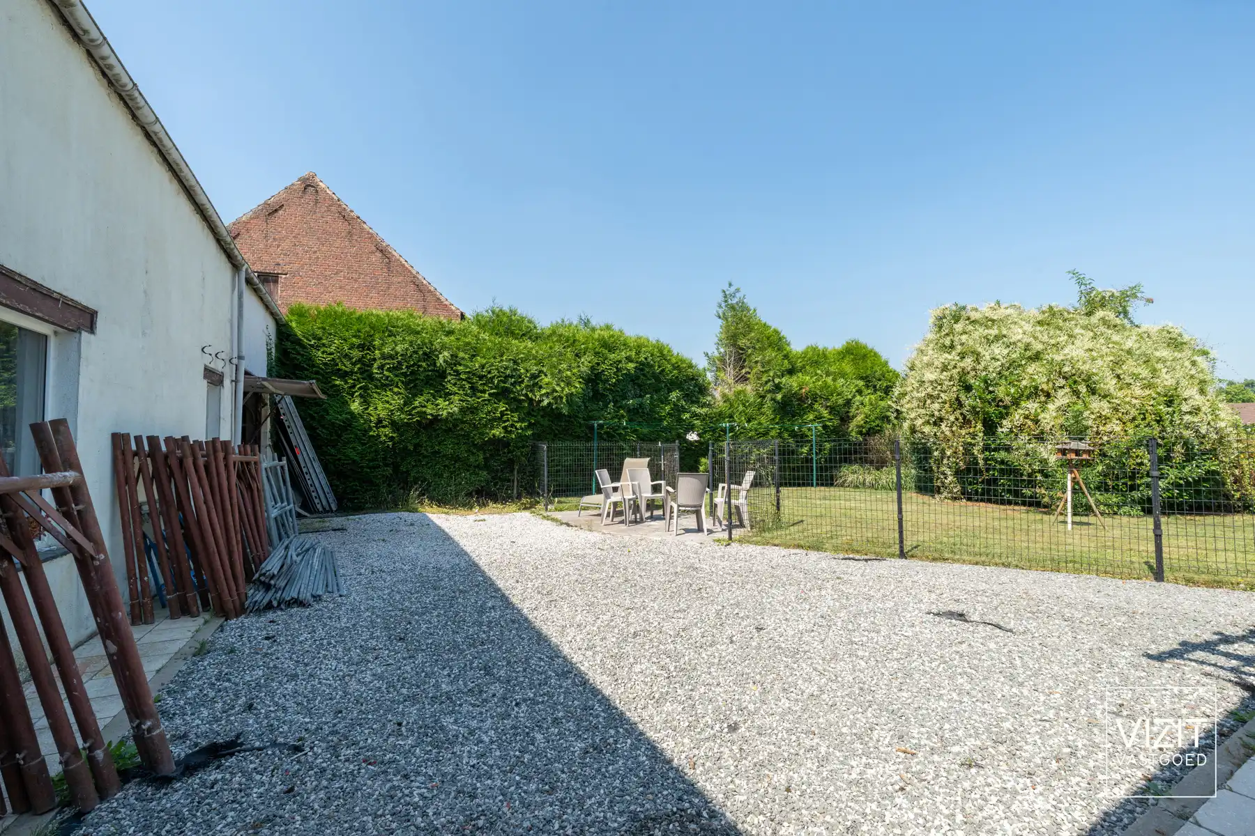Te renoveren woning met diverse mogelijkheden! foto 17