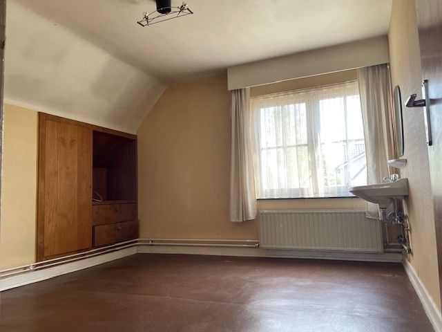 Ruime, vrijstaande te renoveren gezinswoning met veel potentieel op in totaal 875m² op toplocatie in As. foto 10