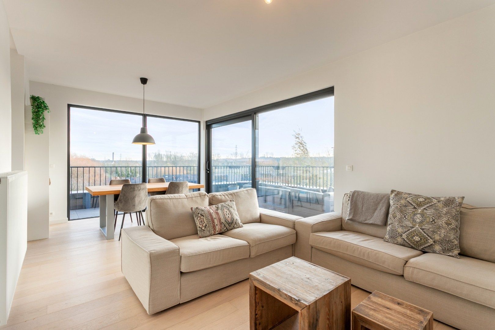 Penthouse duplexapp. (135m²) met 3 slpks, terras en autosplaats foto {{pictureIndex}}