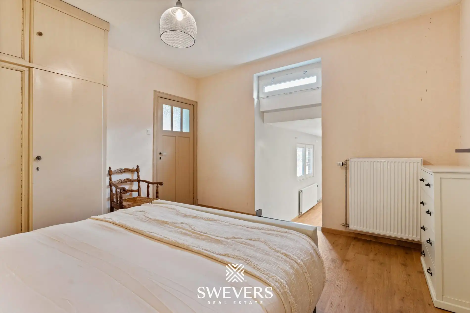 Instapklare woning met karakter en grote zolderruimte foto 15