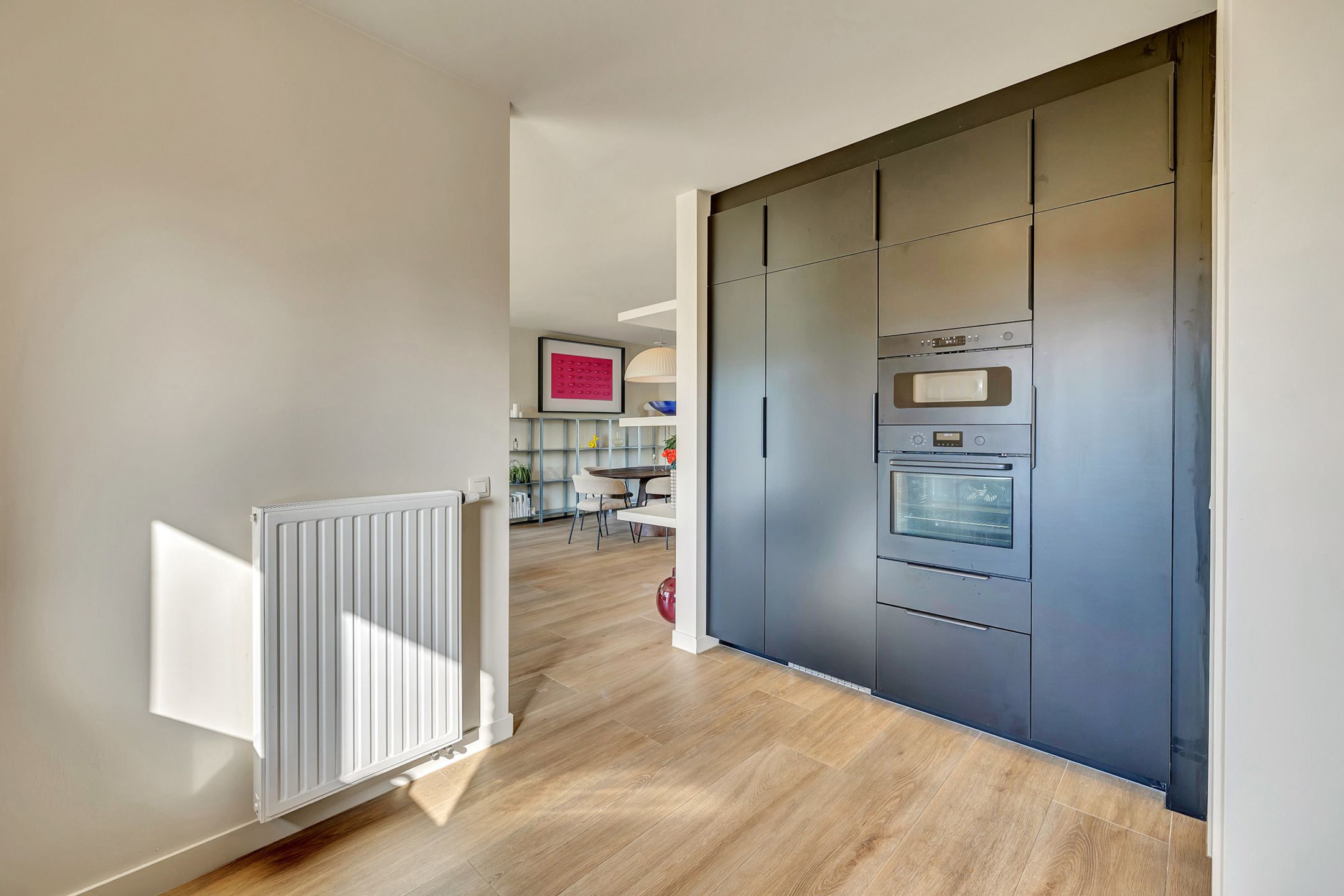 Prachtige woning met 4 slpks, tuin en garage foto 8