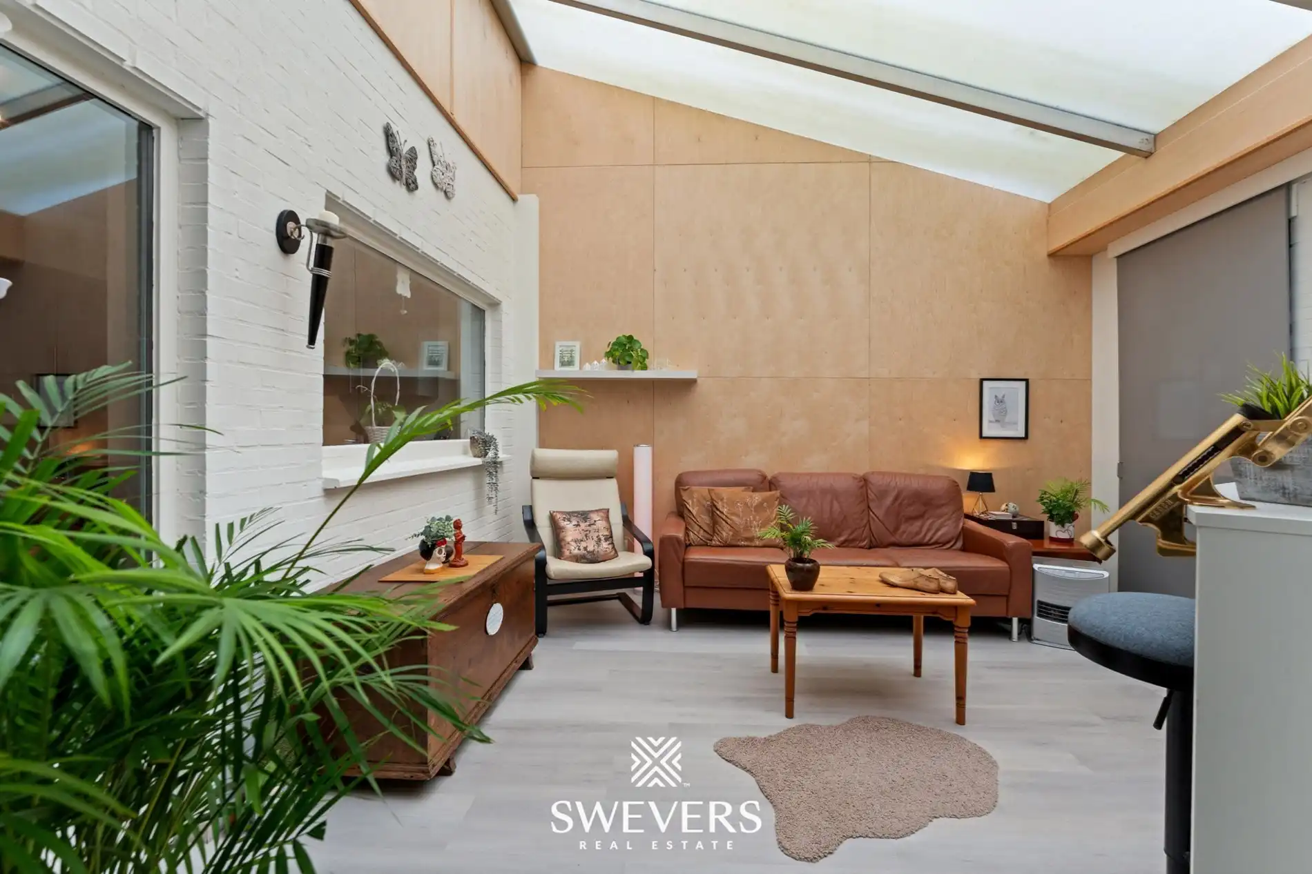 Instapklare, charmante rijwoning met terras in het groene Jesseren   foto 12