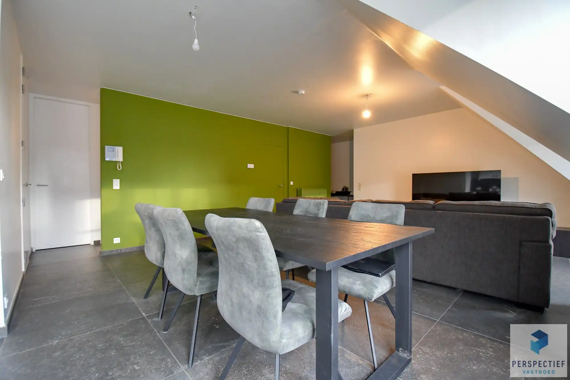 BEZOEKMOMENT WOENSDAG 26/08 VAN 17U TOT 18U30 | Ruim en modern woonappartement (bouwjaar 2020) met 2 slaapkamers en terras. foto 7