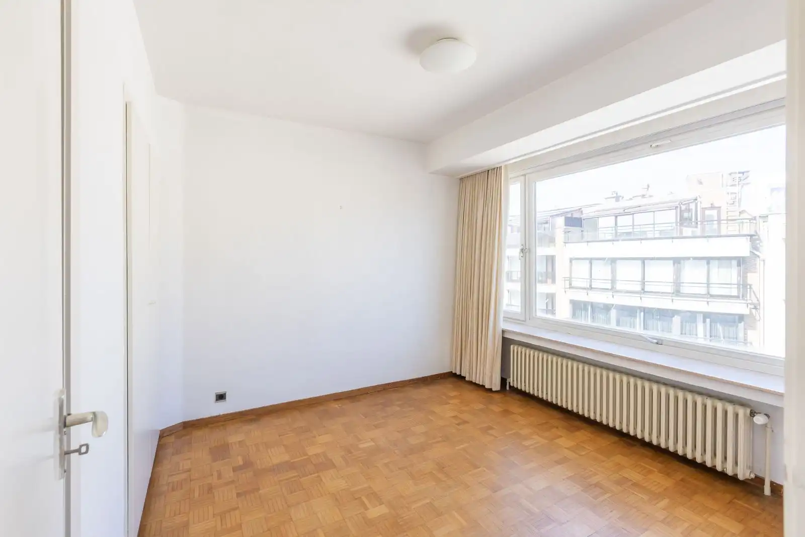 Charmant 1 slpk appartement te hartje Oostende foto 8