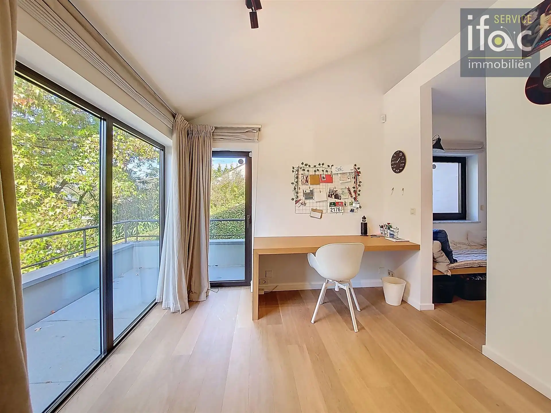 Exclusieve postmodernistische luxevilla grenzend aan bos foto 26