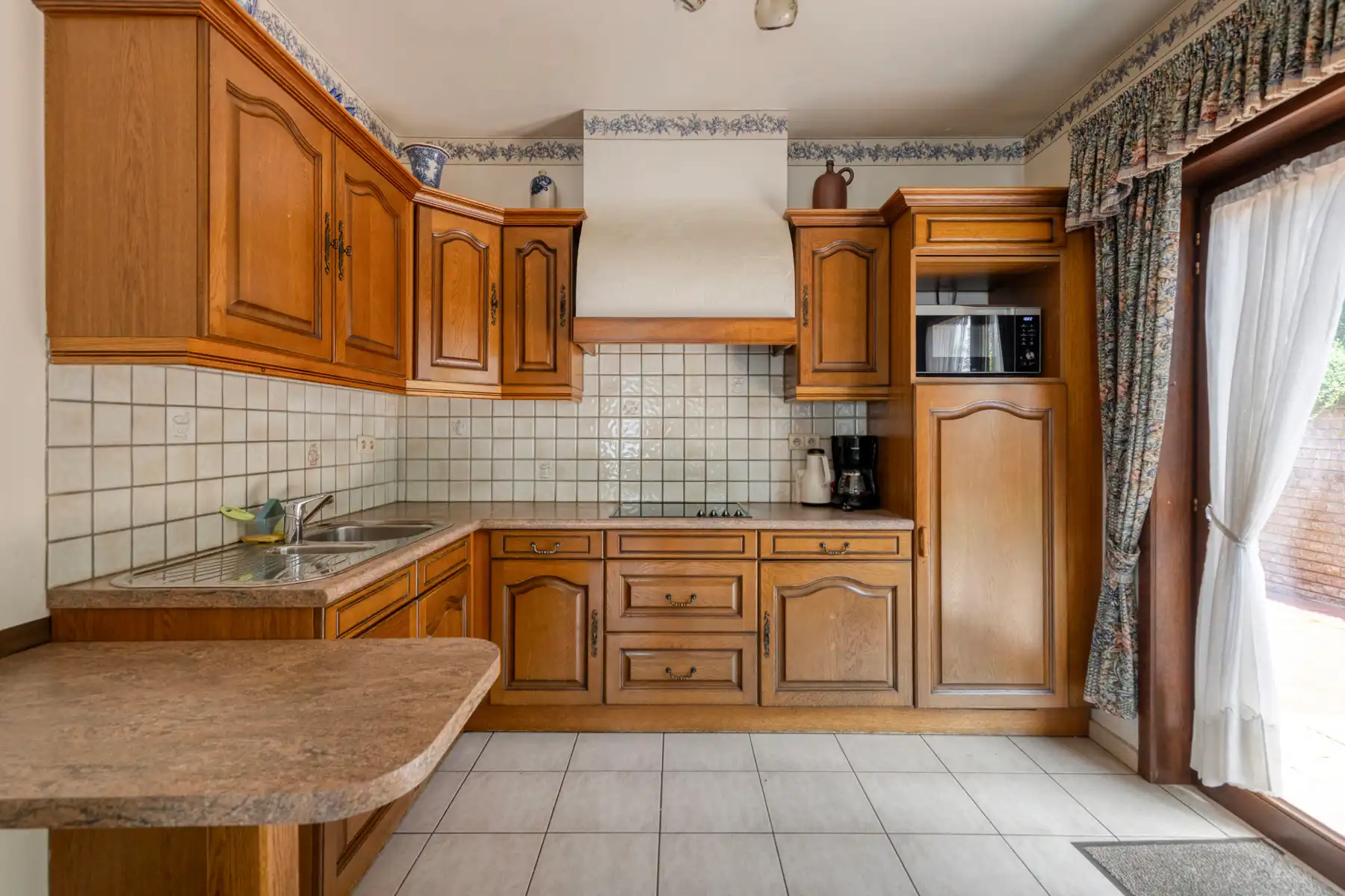 Residentieel gelegen bungalow met 2 slaapkamers foto 8