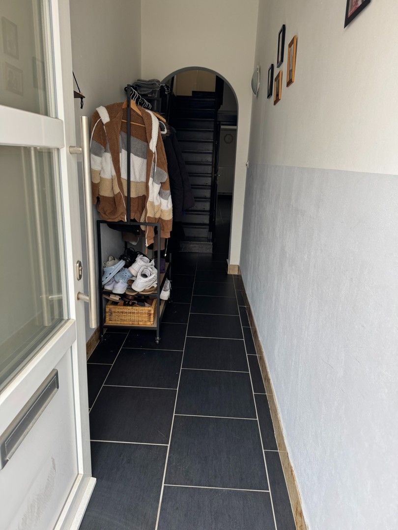 Charmante gerenoveerde gezinswoning met 3 slpk en tuin in Eeklo foto 2
