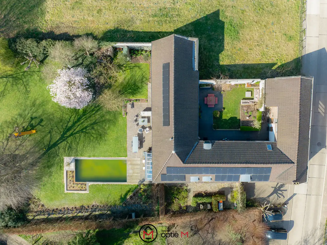 EXCLUSIEVE VIERKANTSHOEVE MET KARAKTER, RUIMTE EN UITZONDERLIJK WOONGEVOEL foto 41