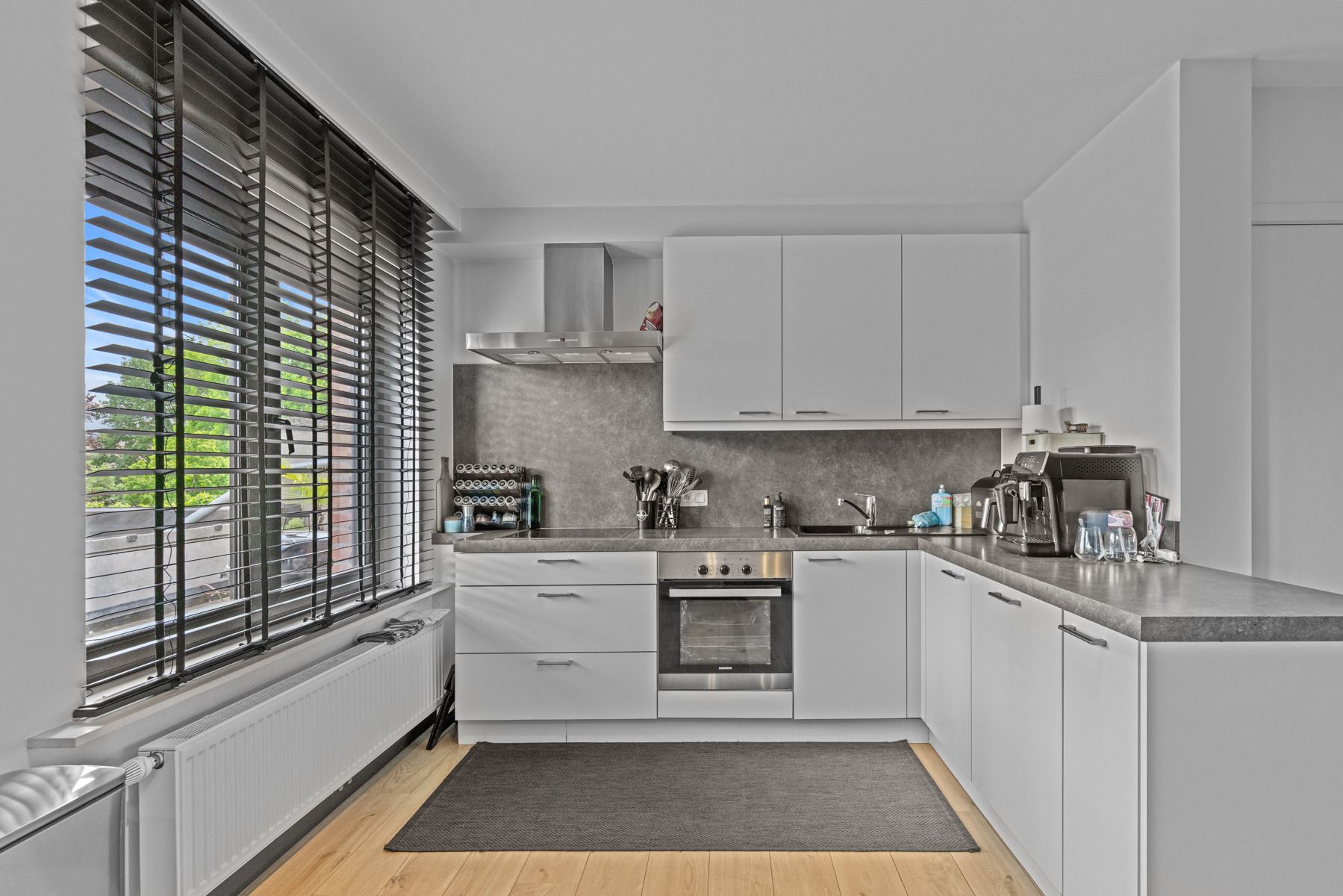 Ruime duplex met 3 slk centrum Heule! foto 5