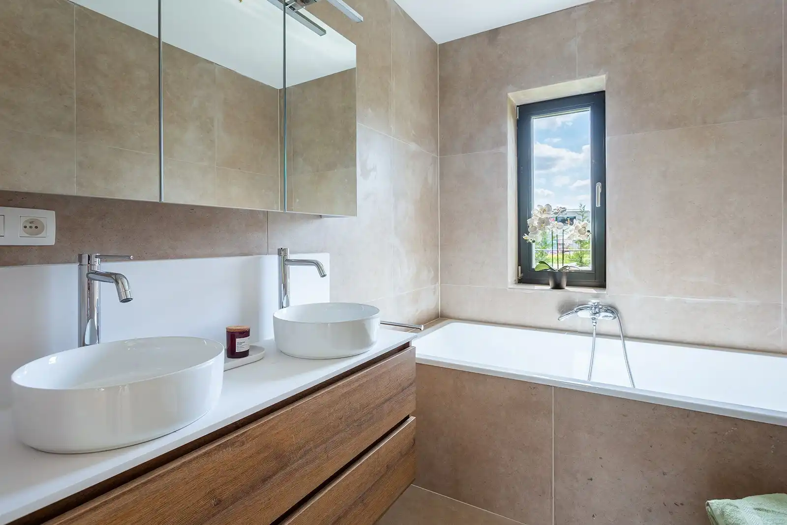 Instapklare en energiezuinige woning met tuin foto 9