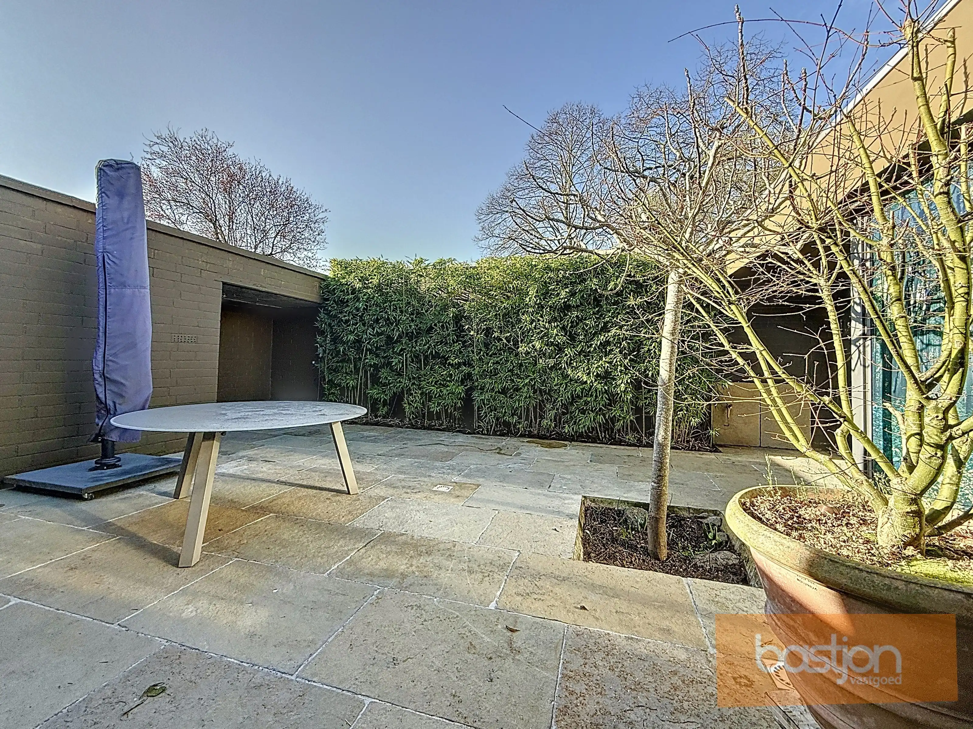 Instapklare, gelijkvloerse woning te koop in rustige buurt van Marke foto 10