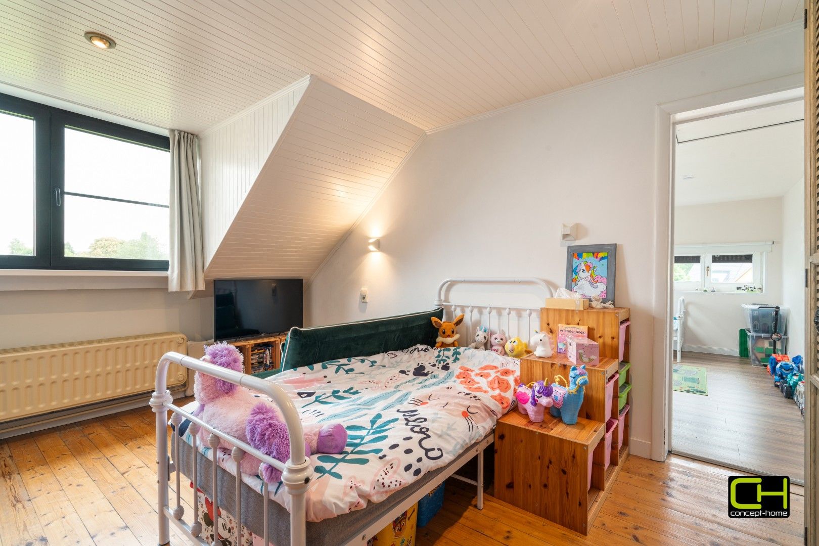Moderne woning met drie slaapkamers en praktijkruimte te koop in Lievegem foto 15