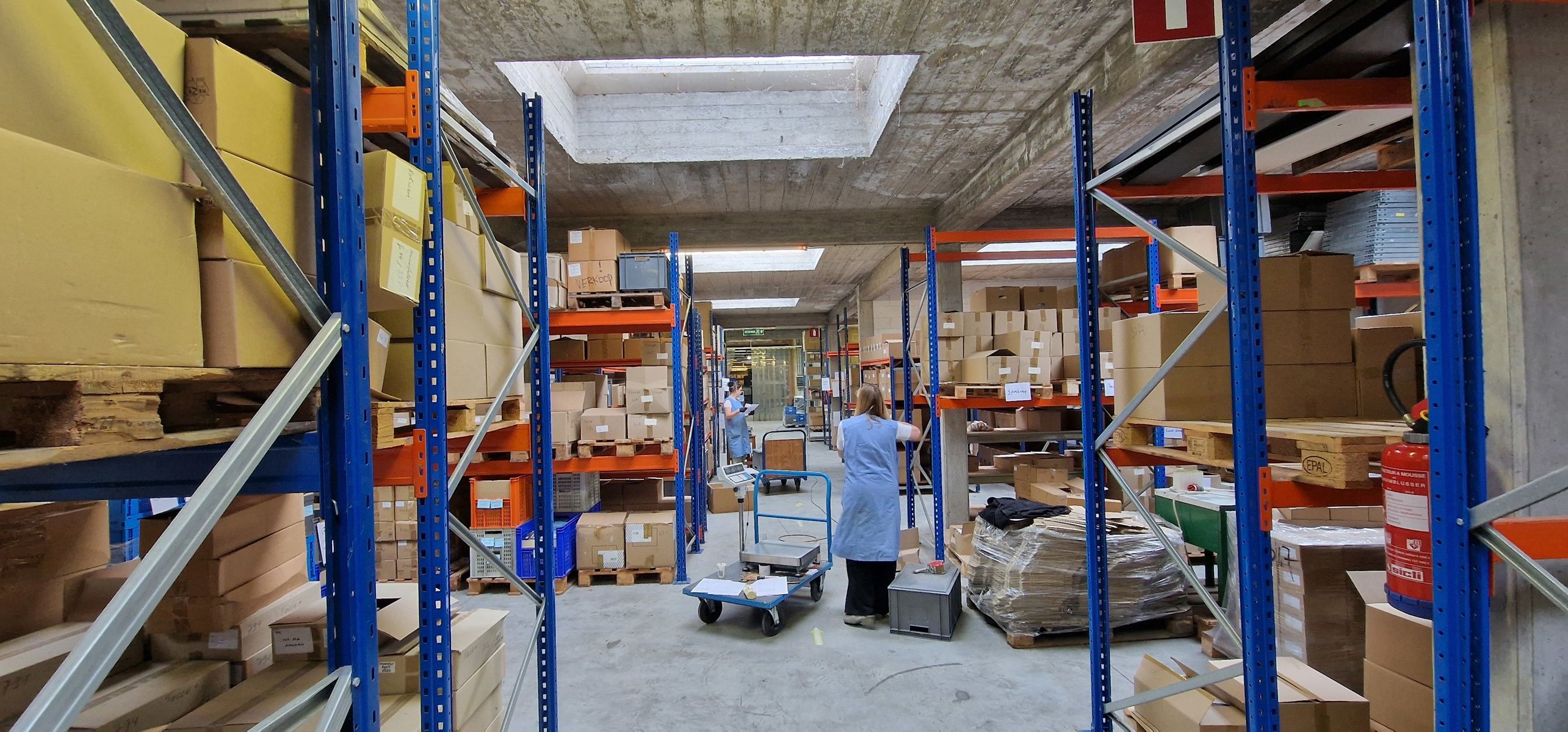 Grote magazijnruimte/atelier met kantoor te koop in Deurne  foto 143