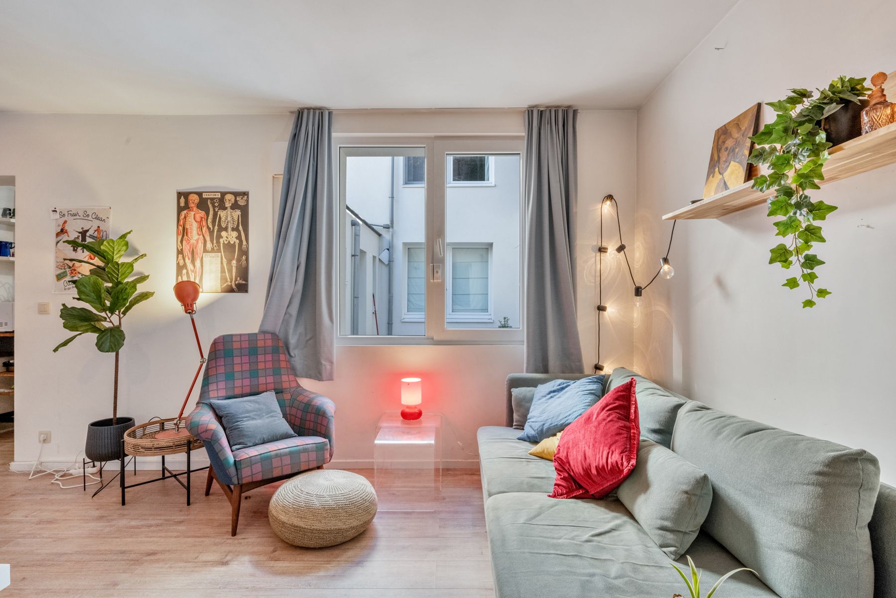Charmante studio met terras - ideaal voor studerende kinderen foto 4