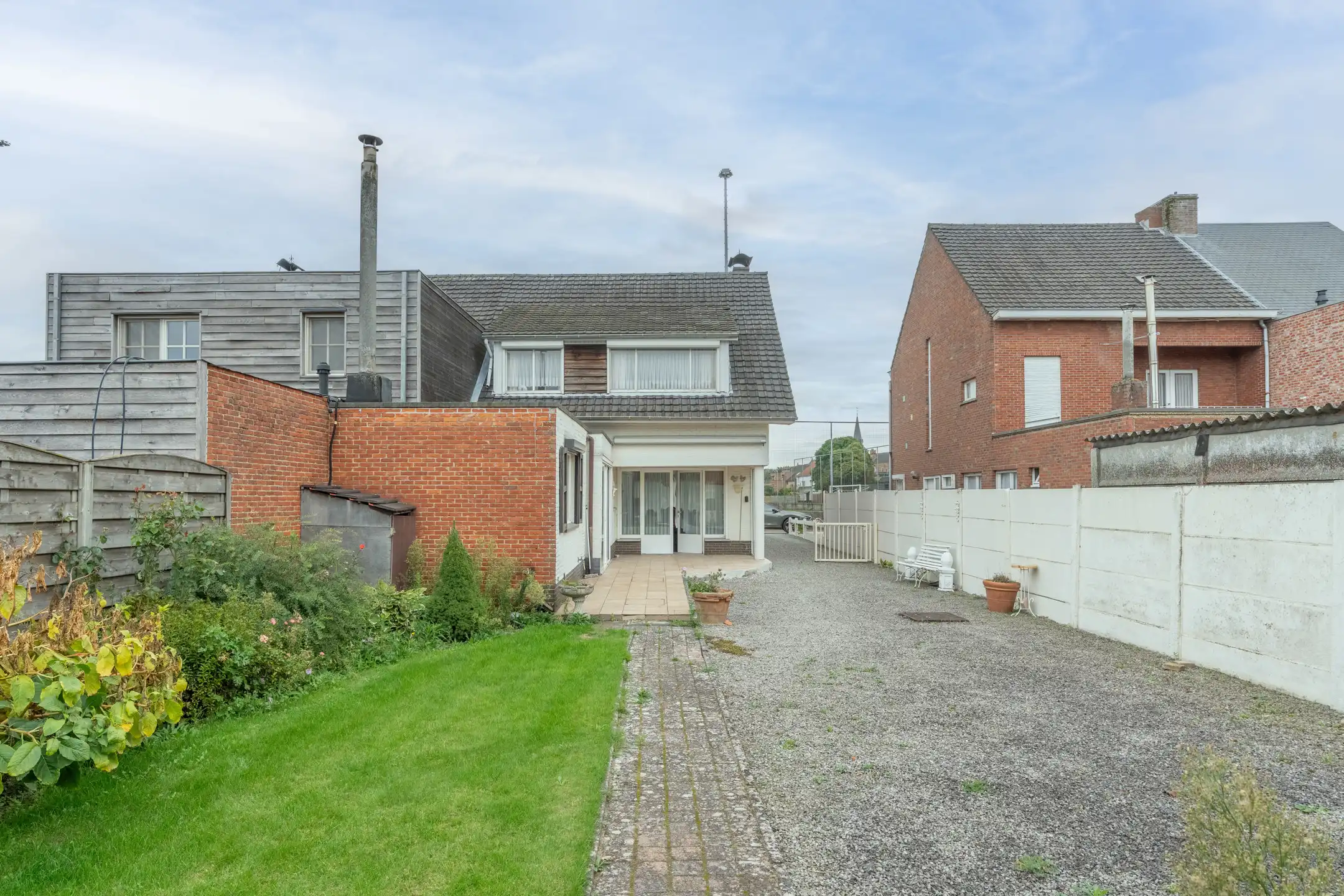 Zeer nette charmante woning met 3 slaapkamers op 579 m² foto 30