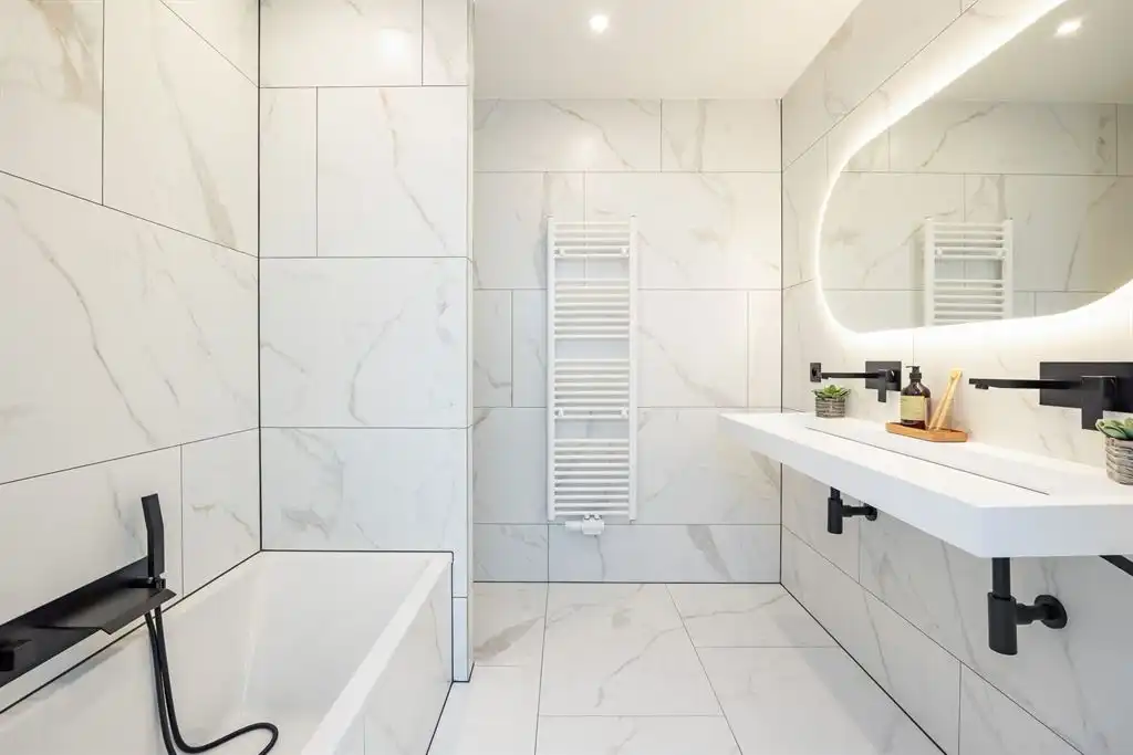 Stijlvol gerenoveerde villa met ruime tuin foto 14