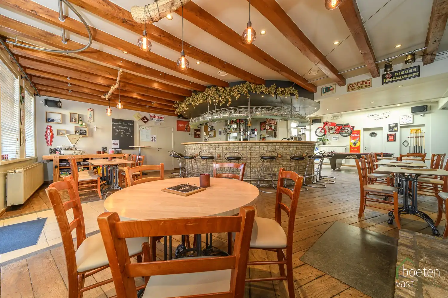 BEVEREN AAN DE IJZER: Verkoop van het alom gekende praat- en eetcafé 't Geheim Spoor in het schilderachtige Beveren aan de IJzer op 11a 50ca grondopp. foto 2