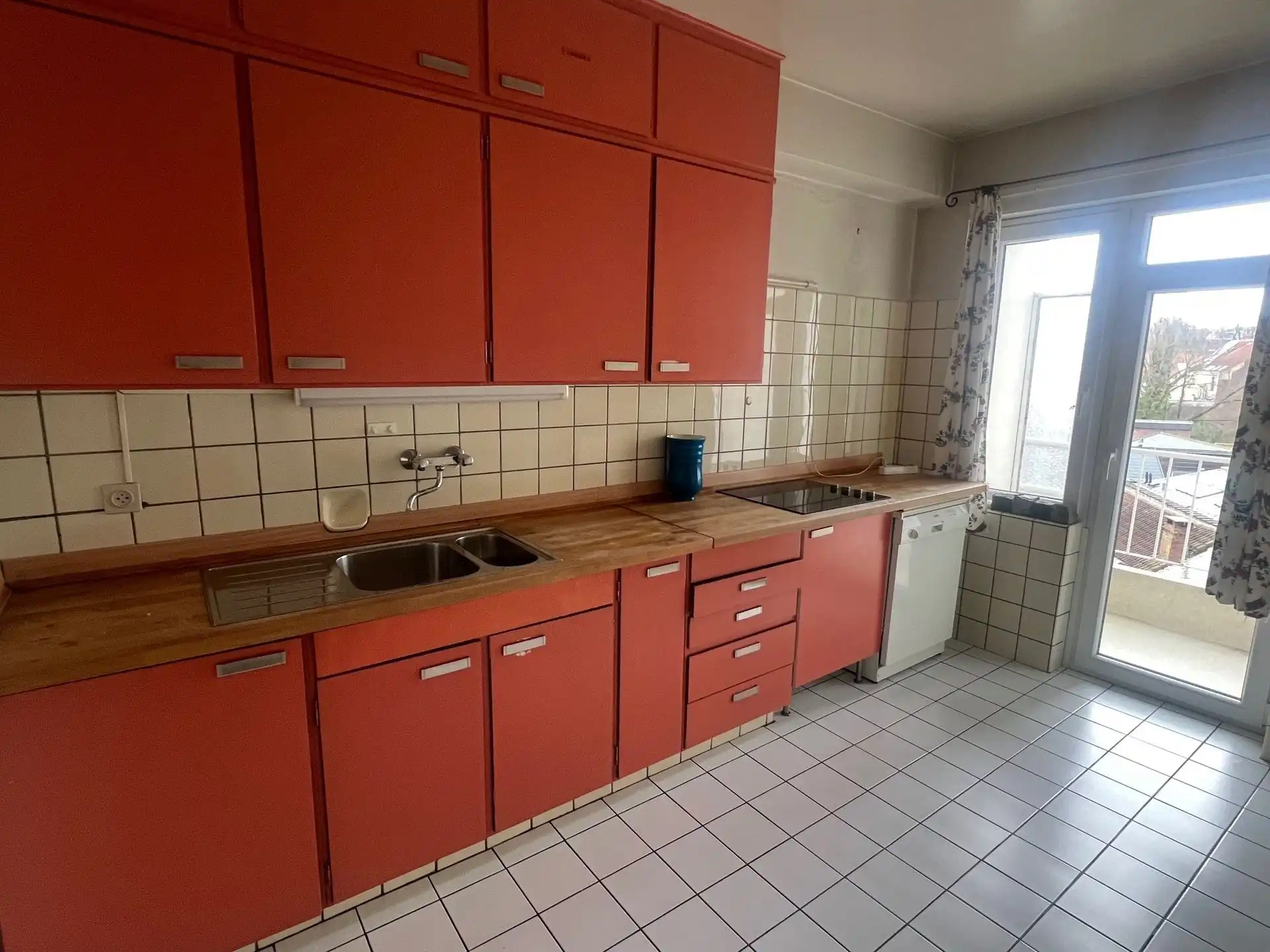 PRACHTIG APP MET 2 SLAAPKAMERS MET UITZICHT OP DE SQUARES foto 4